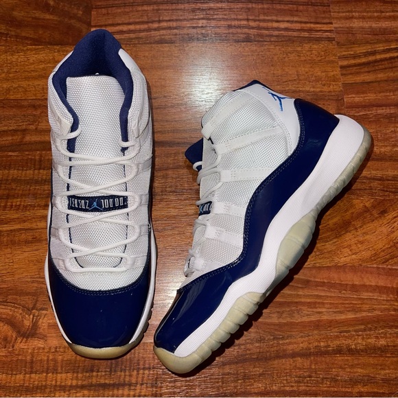 Jordan 11 ‘Win Like 82’ GS - Picture 2 of 12